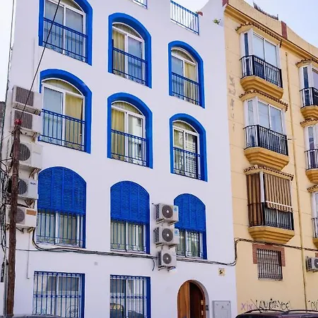 Lunalba Hostel Malaga