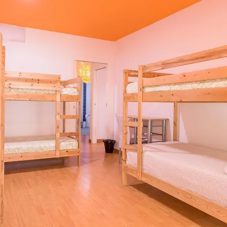 Lunalba Hostel *