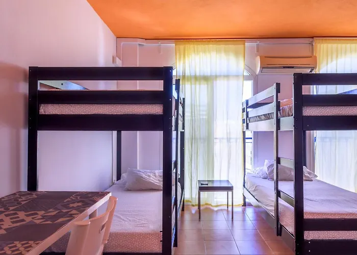 Lunalba Hostel