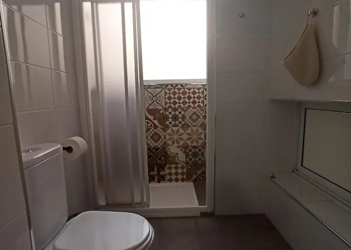 Lunalba Hostel *
