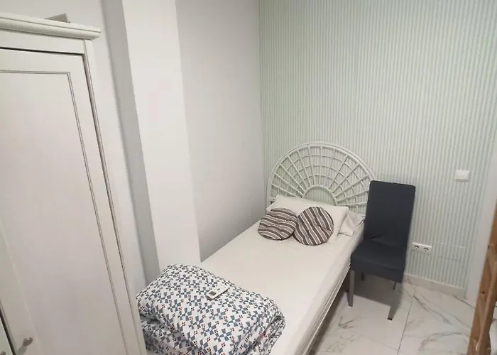 Hostel Lunalba *
